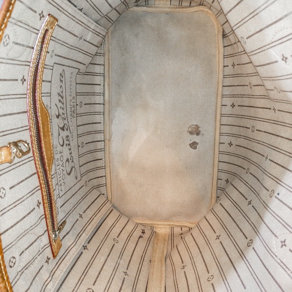 Sold! Louis Vuitton Neverfull Monogram MM - Picture 10 of 12